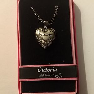 Love Locket - Victoria